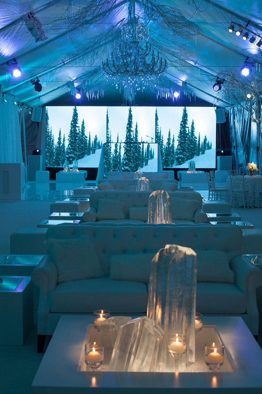 Elegant Corporate Holiday Party for Seven Hundred